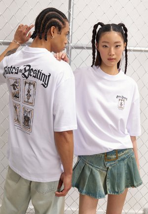 UNISEX - Print T-shirt - white