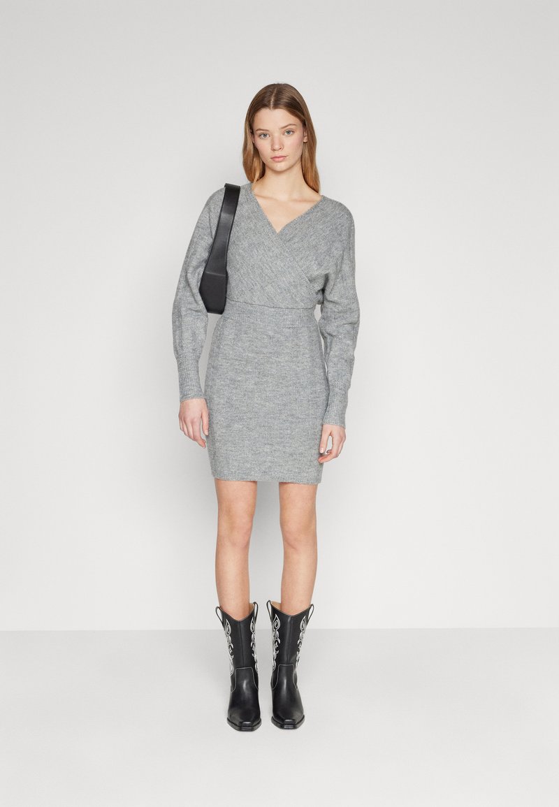 Even&Odd WIDE BATWIG SLEEVES MINI BODYCON DRESS - Jumper dress - mottled  grey - Zalando.co.uk