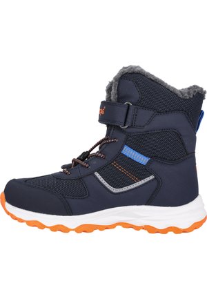 Marineblaue Winterstiefel mit einem Obermaterial aus strukturiertem Stoff, einem Futter aus Kunstfell, orangefarbenen Akzenten und einer weißen Gummisohle. Verfügen über einen Klettverschluss und Schnürsenkel.