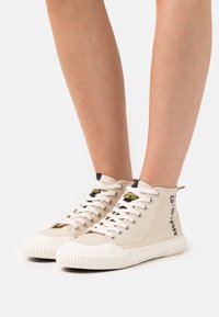 G-STAR NORIL MID CVS LGO W - Sneakers hoog - sand