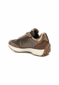 Carmela Zapatillas - taupe