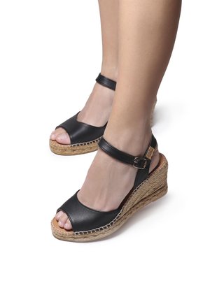 SIA-P - Wedge sandals - negre