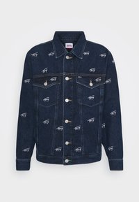 Mörkblå jeansjacka med återkommande broderade Tommy-logotyper, silverknappar och två bröstfickor med lock. Klassisk design, lätt blekt.