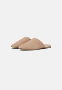 Tamaris Mules - ivory