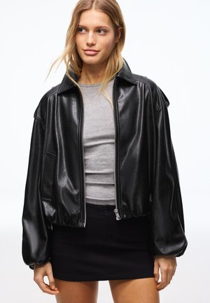 - Kurtka ze skóry ekologicznej