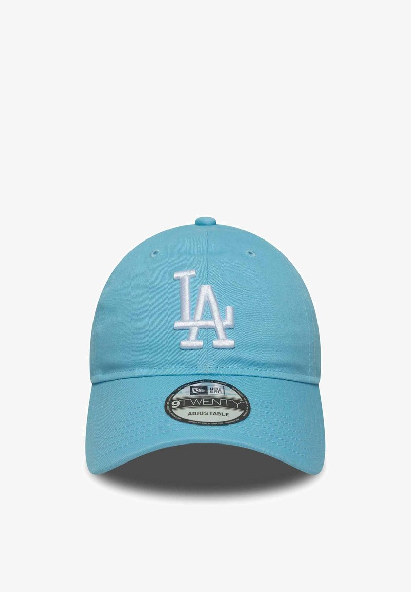 Hellblau verstellbare Baseballcap mit weiß gesticktem "LA"-Logo, runder Krone und gebogenem Schirm. Mit Belüftungsösen.