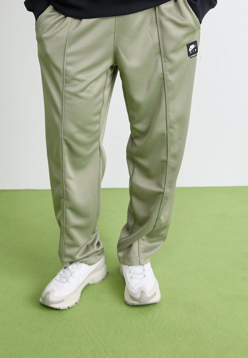 Nike Sportswear AIR TRACK PANT Tracksuit bottoms light army