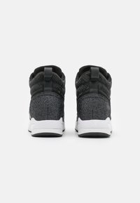 Guess Vysoké tenisky - black