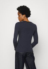 Bas et mi-bas beige pour femme taille 4