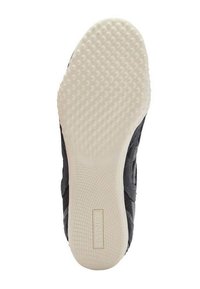 Crna obuća s teksturiranim tamnosivim gornjim dijelom i svijetlom gumenom potplatom, koja ima uzorak za prianjanje i ojačane rubove.