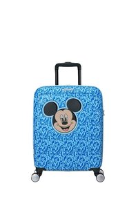 Valigia rigida di colore blu con un grande design di Topolino. Superficie testurizzata con ruote girevoli e manico telescopico.