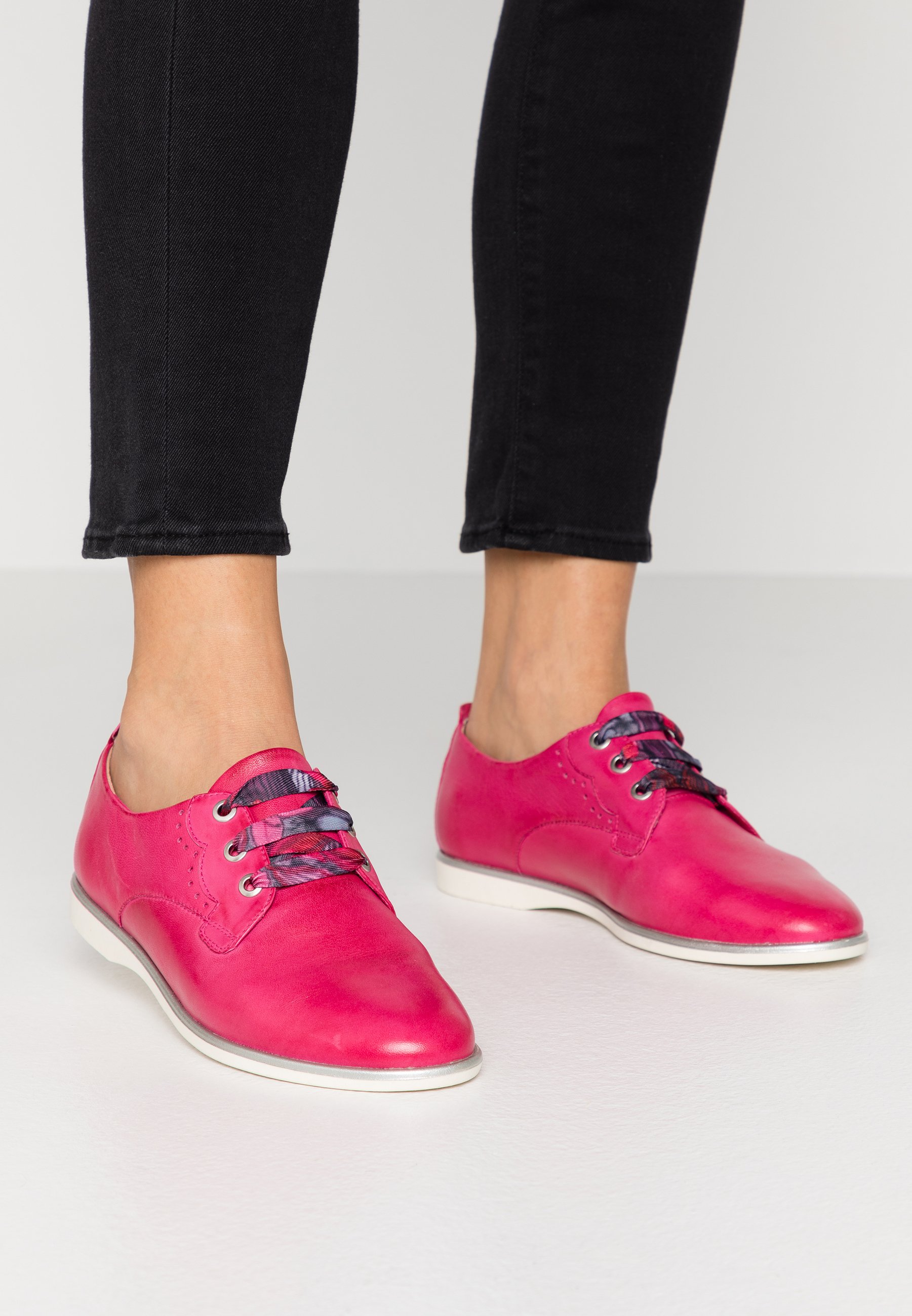Tamaris WOMS LACE UP Casual snøresko fuxia Zalando.no Tamaris WOMS LACE UP Casual snøresko sun Zalando.no