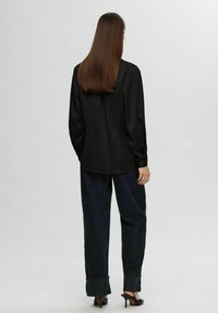 Selected Femme LANGARM - Skjortebluse - black