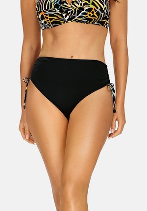 Czarne bikini z wysokim stanem, z marszczeniami po bokach i akcentami w postaci wiązań. Materiał jest gładki i elastyczny, idealny na plażę.