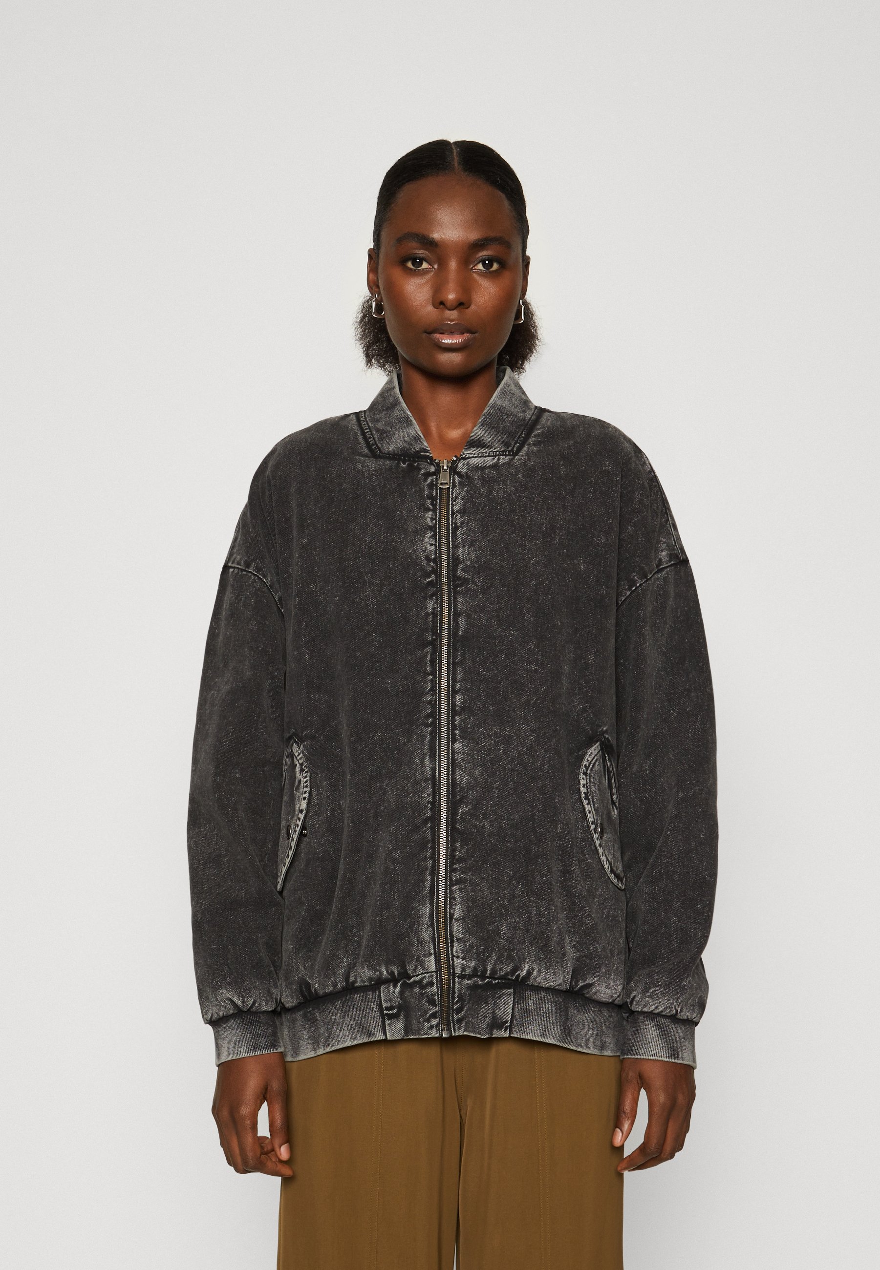 ONLY Tall ONLDREW OVERSIZED ACID - Jeansjacke - black washed 