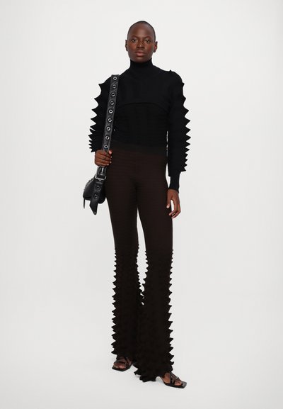 Chet Lo SINGLE SPIKE SLEEVES - Striktrøje - black