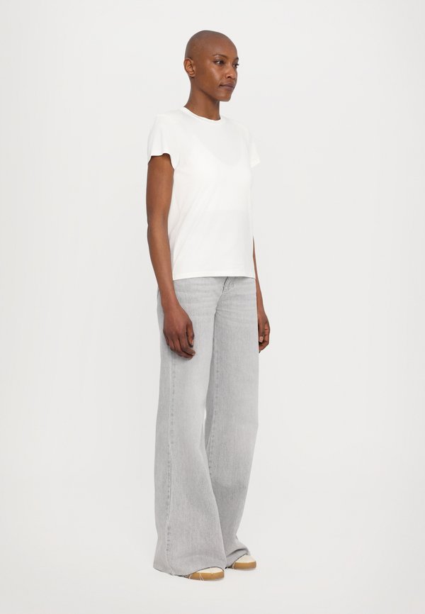 MODENA TEE - Basic T-shirt - cream2