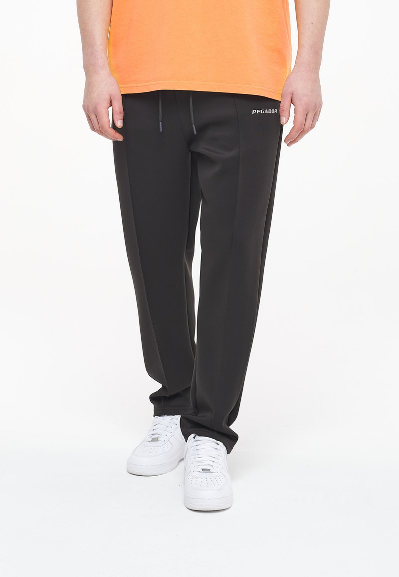 Pegador LOGO TRACK PANTS UNISEX Trainingsbroek black ink/zwart