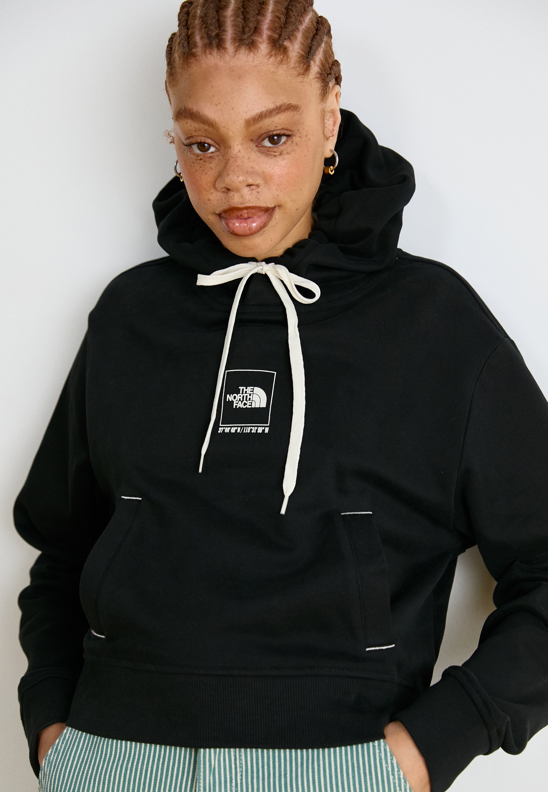 the north face women's coordinates hoodie