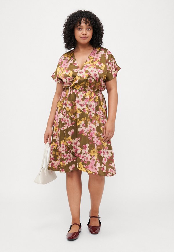 CARFULIA WRAP DREES - Day dress - olive2