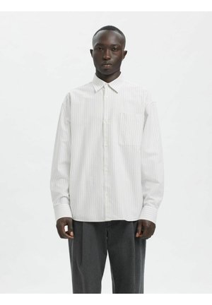 RELAXED FIT - Skjorte - brilliant white