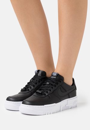 Nike Sportswear, Baskets basses - black