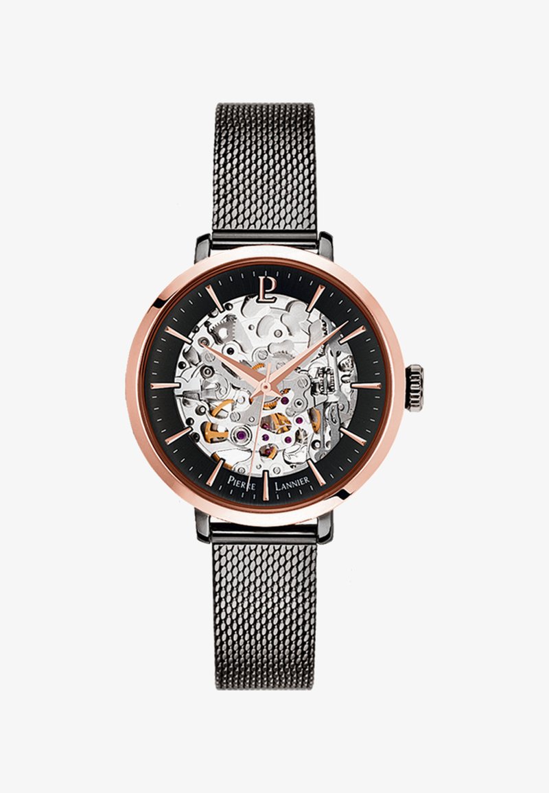 Rožinio aukso ir juodas laikrodis su permatomu mechaniniu ciferblatu, metaliniu tinkliniu dirželiu ir matomomis pavaromis su spalvingais akcentais.