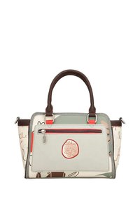 Tasche in mehreren Farben mit strukturiertem Außenmaterial, doppelten Oberhandgriffen, einer Front-Reißverschlusstasche mit roten Akzenten und einem runden Logo.