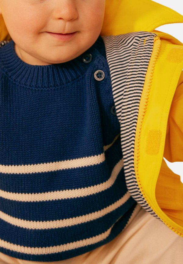 BÉBÉ LASIL PERM CIRE UNISEX - Waterproof jacket - jaune3