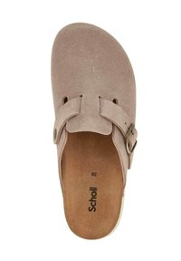 Zoccoli in suede marrone con forma curva, cinturino regolabile e suola piatta. All'interno presentano una soletta testurizzata e il marchio della taglia 36.