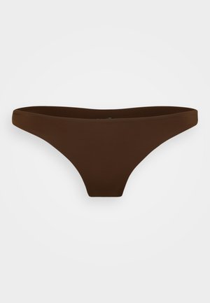 Bas de bikini marron au design minimaliste, avec une taille basse et un tissu lisse et extensible. Bords sans couture pour un confort optimal.