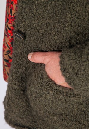 Cardigan - khaki green