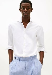 Tommy Hilfiger - SMART CASUAL - Formal shirt - optic white Thumbnail Image 1