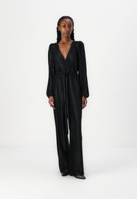 VILA VIPLUSA PLISSE  - Haalari - black