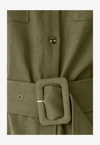 Izbrano, olive green