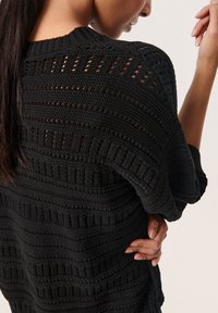 Soaked in Luxury RAVA RINNA - Džemperis - black