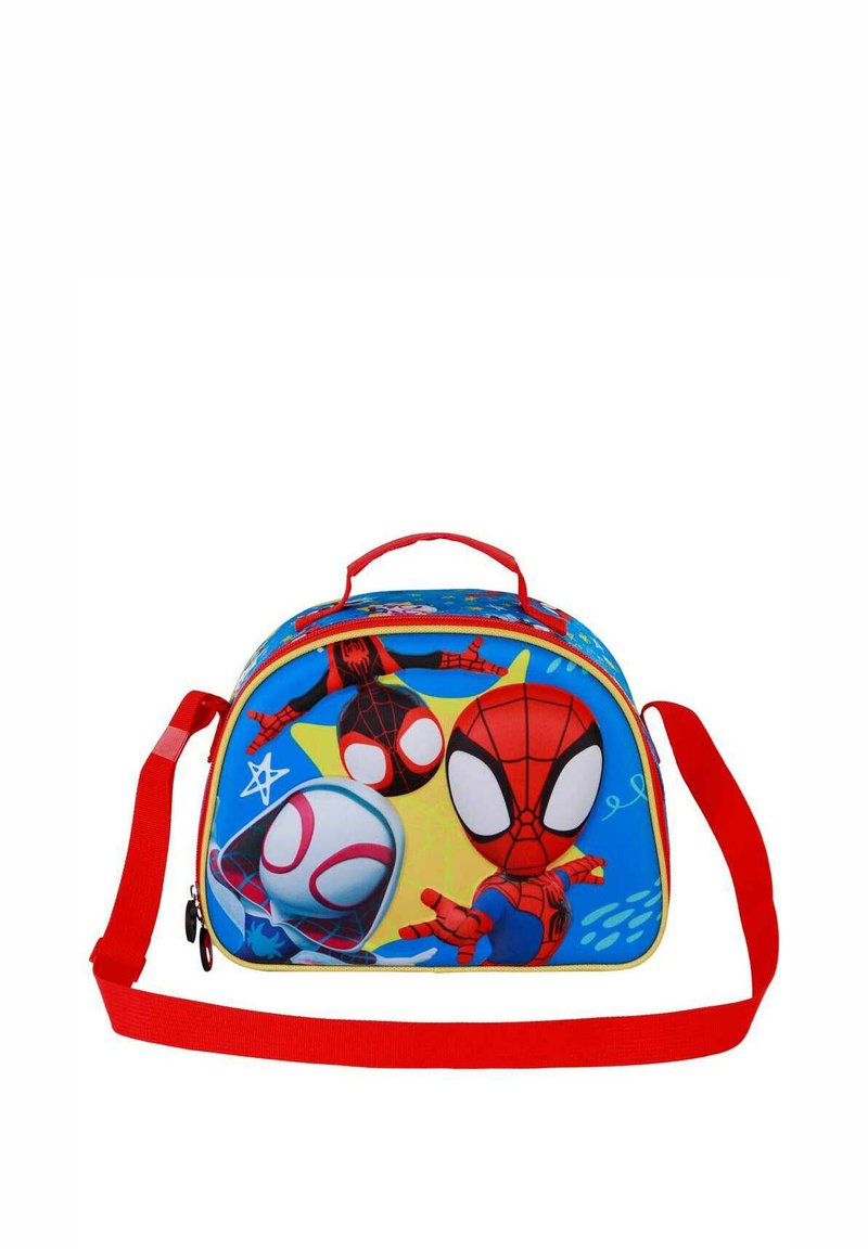 Bolsa de almuerzo azul fabricada con tela duradera, con acentos rojos, un asa superior y una correa larga ajustable. Muestra diseños del personaje de Spider-Man.