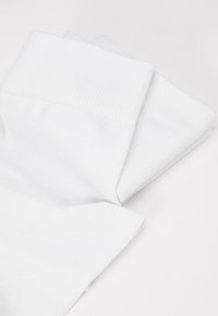 Pier One 3 PACK - Meias - white
