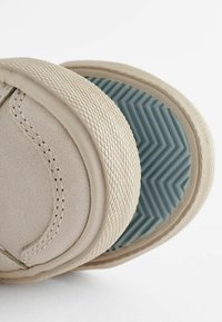 Next TWO FASTENING FIT - Čevlji na paske - stone cream