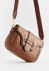 Next Skuldertasker - tan brown
