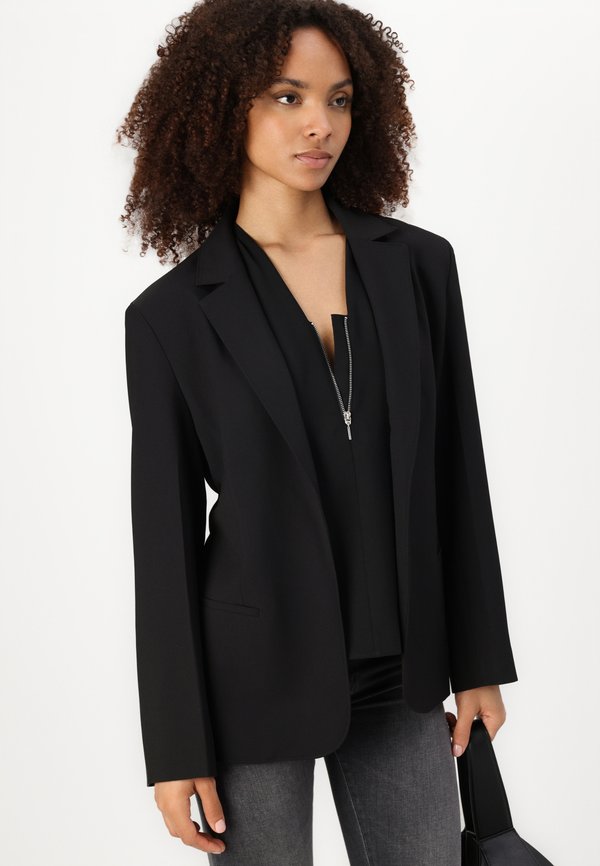 TRAVEL BELTED BLAZER - Blazer2