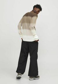 Jack & Jones FARBVERLAUF - Jumper - marshmallow