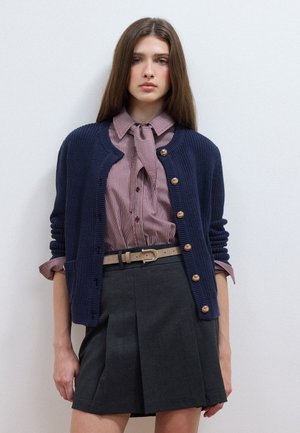 Les Copains, CREW-NECK KNIT CARDIGAN - Strickjacke - dark blue