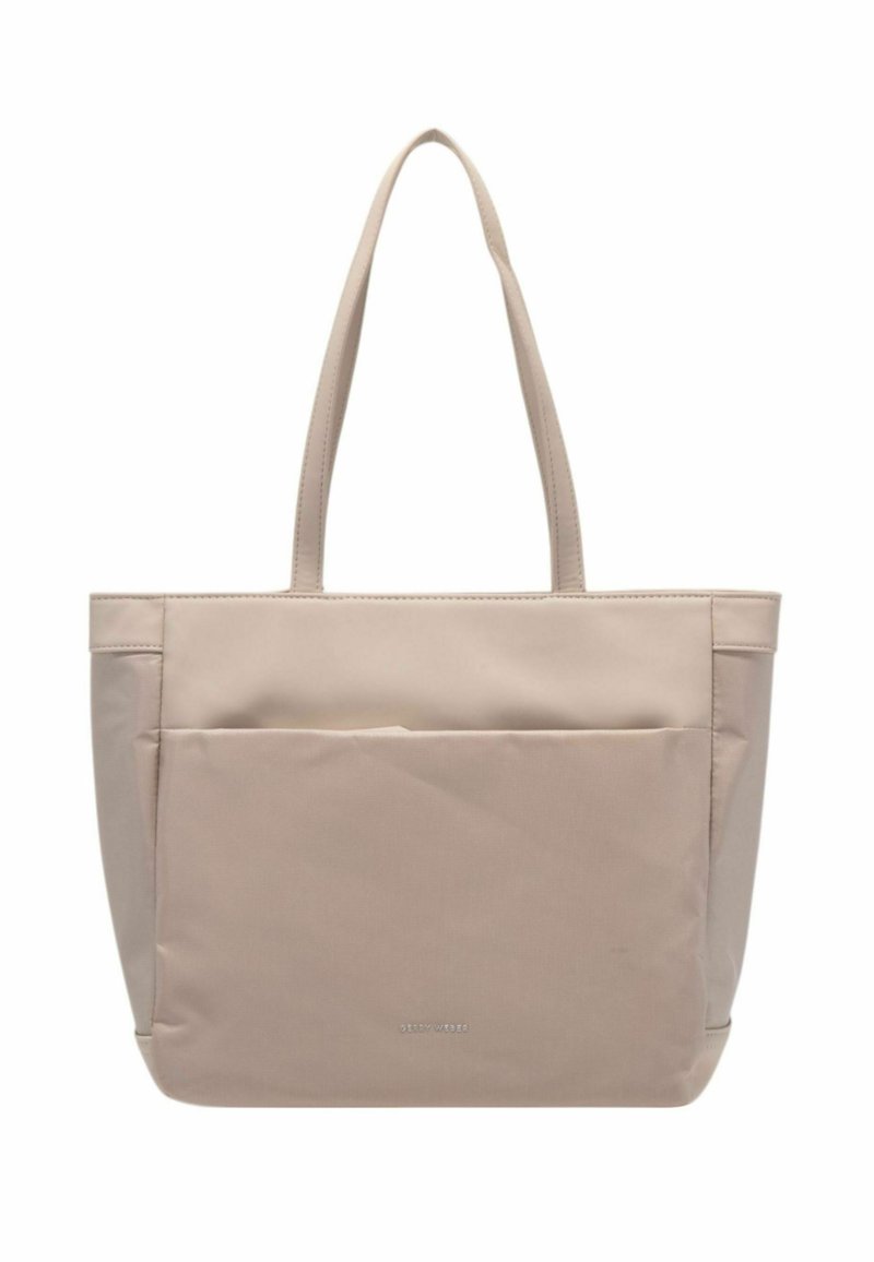 Beige tote bag med to skulderremme, lavet af glat materiale. Har en frontlomme og et diskret brandlogo nederst foran.