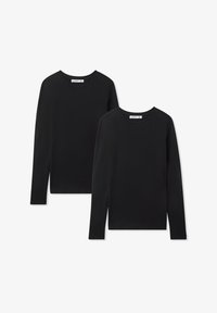 Wybrany, 2x Black