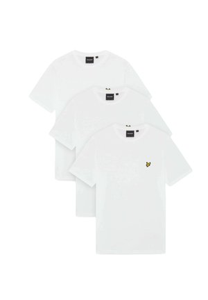 Tre ensfarvede hvide t-shirts med korte ærmer stablet, hver med et lille gult fuglelogo på venstre bryst og sort mærke inde i kraven.