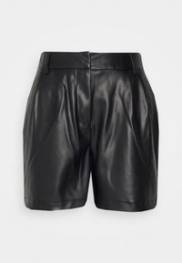 Musta nahkainen shortsit, joissa on sileä ja hieman kiiltävä pinta. Niissä on istuva vyötärö, etupuolen laskokset ja räätälöity leikkaus.