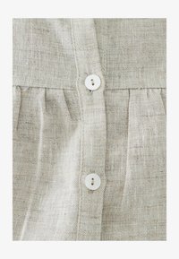 Geselecteerd, natural