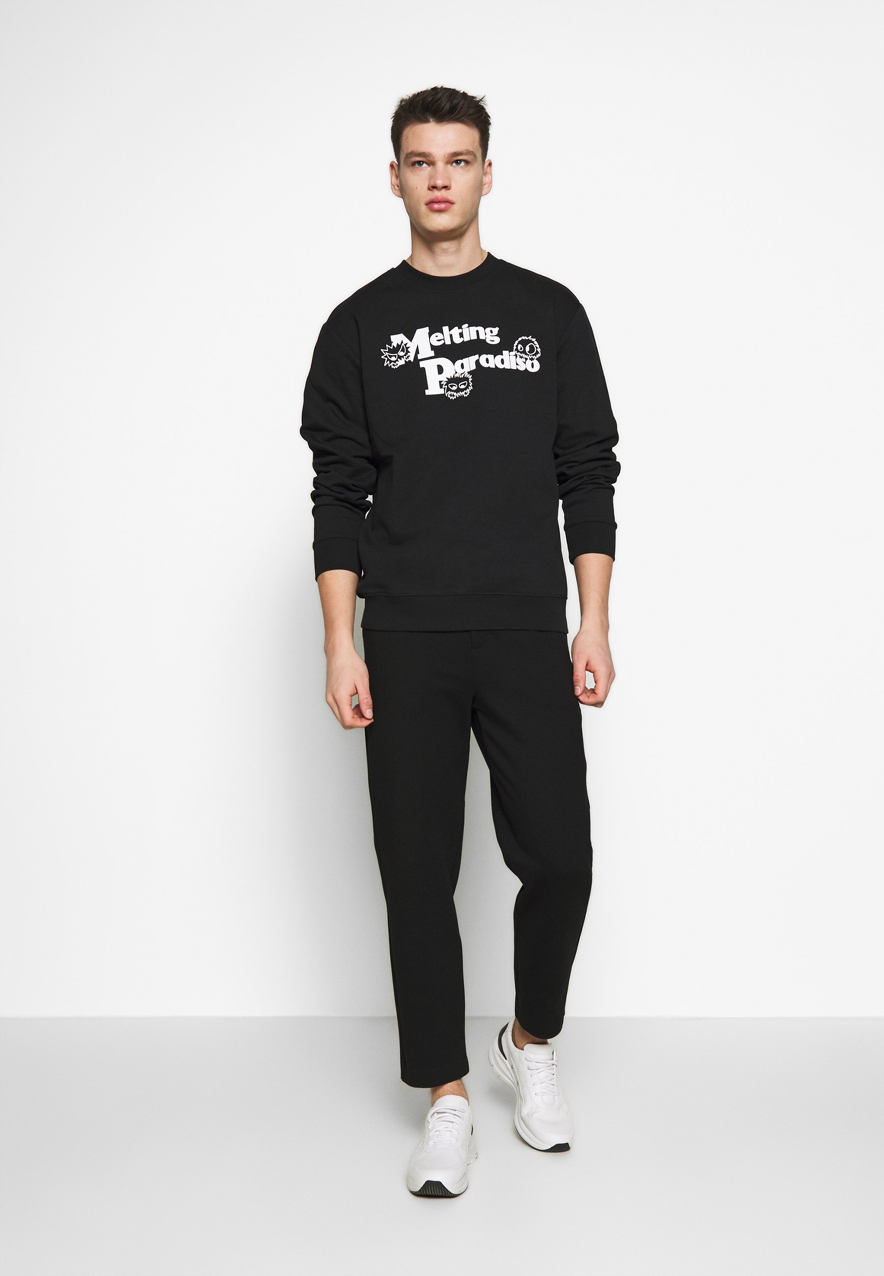 McQ Alexander McQueen CREW NECK Sweatshirt darkest black McQ Alexander McQueen CREW NECK - Sweatshirt - darkest black