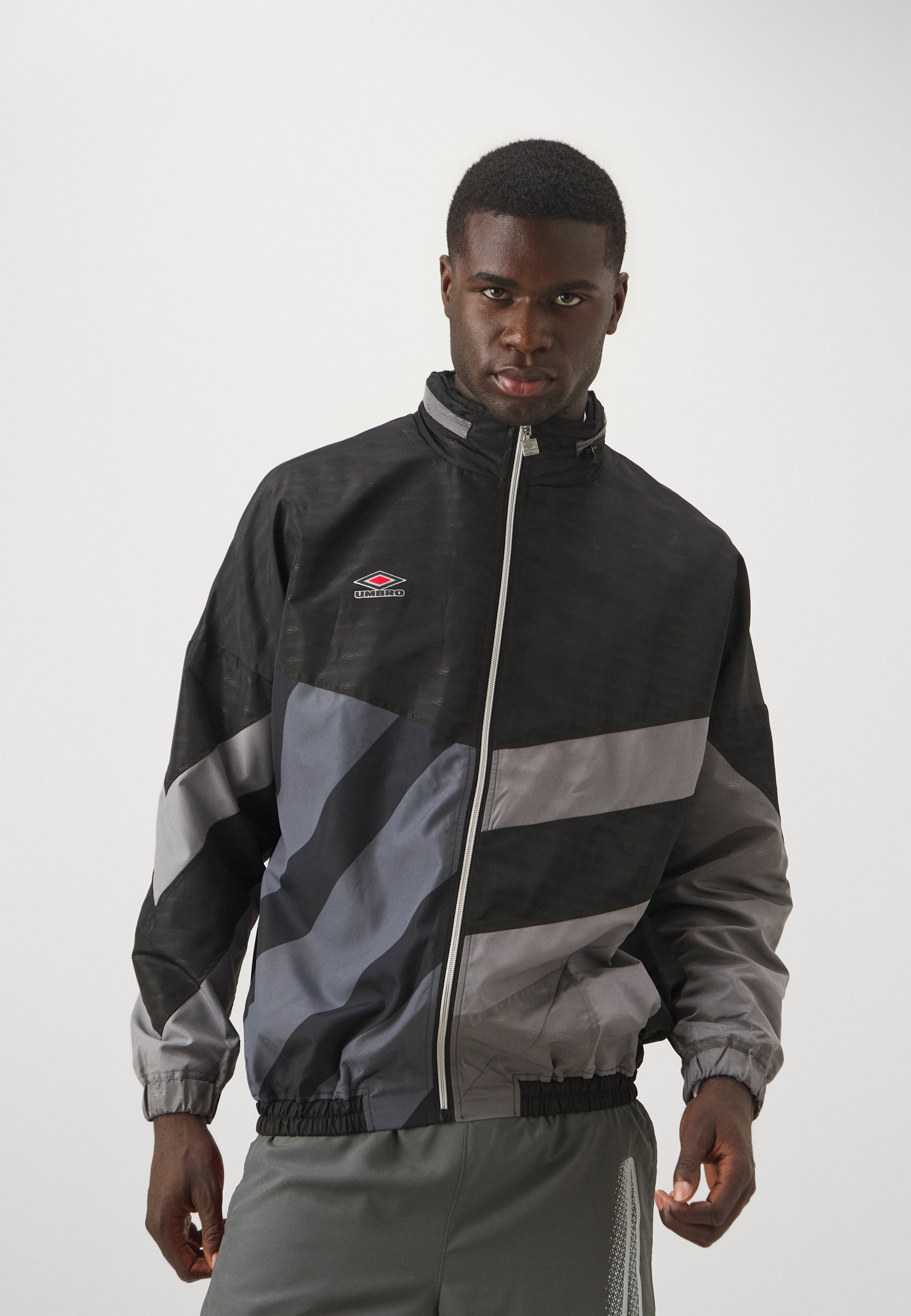 Umbro PANELLED TRACK JACKET - Training jacket - black - Zalando.co.uk